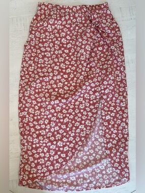 Yozy Floral Wrap Skirt with White Daisies